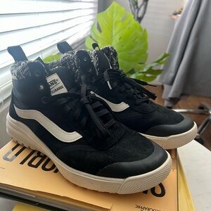 Vans UltraRange Exo Hi MTE-1 Boot - Women's